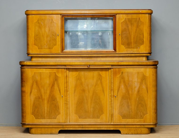 Буфет винтажный с зеркалом