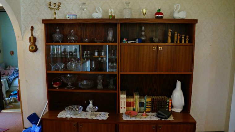 Сервант в квартире