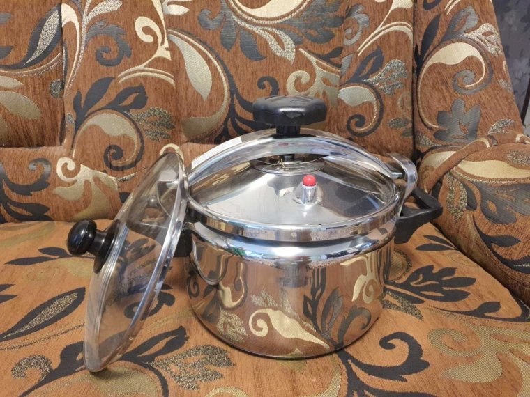 Кто продаёт скороварку в Вятские Полянах