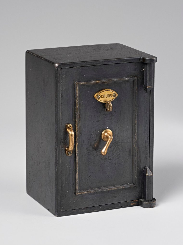 Сейф Chubb son’s London