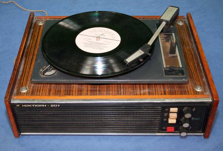 Проигрыватель виниловых пластинок Ноктюрн
