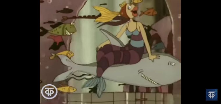 Роберт Саакянц в синем море в белой пене