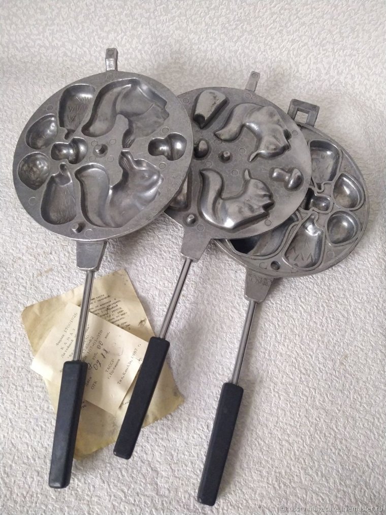 Орешница чугунная СССР