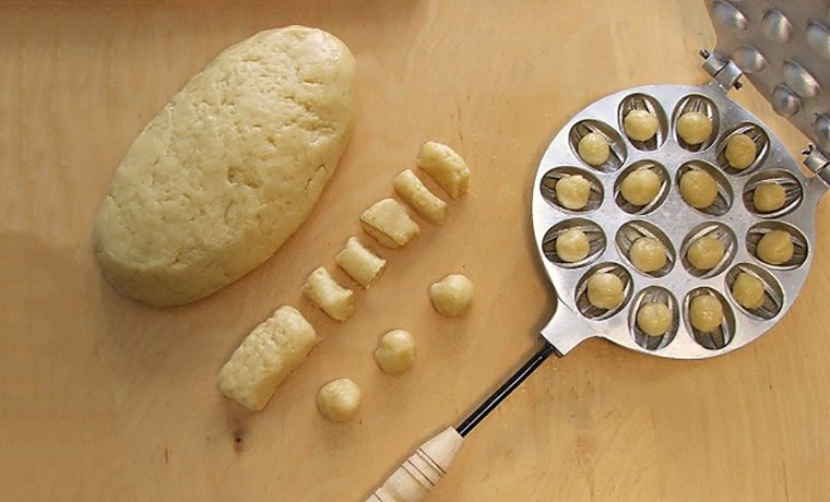 Форма для печенья орешки