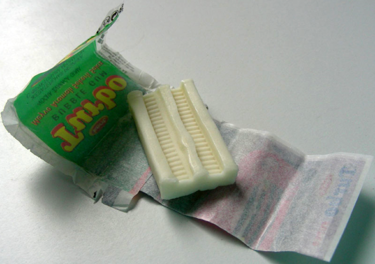 Лезвие в жвачке