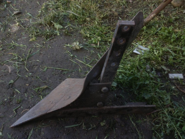 Плуг со сцепкой для культиватора Тарпан