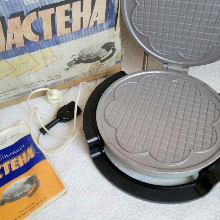 Электровафельница Сластена СССР