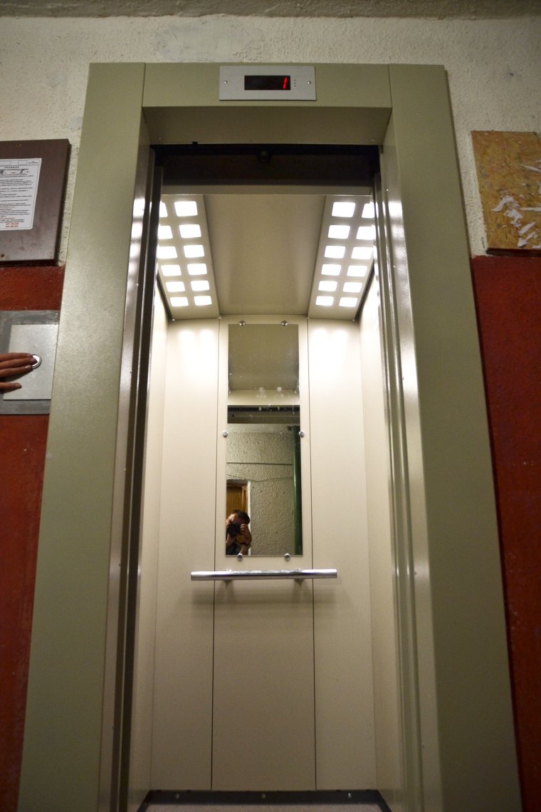 Старый лифт