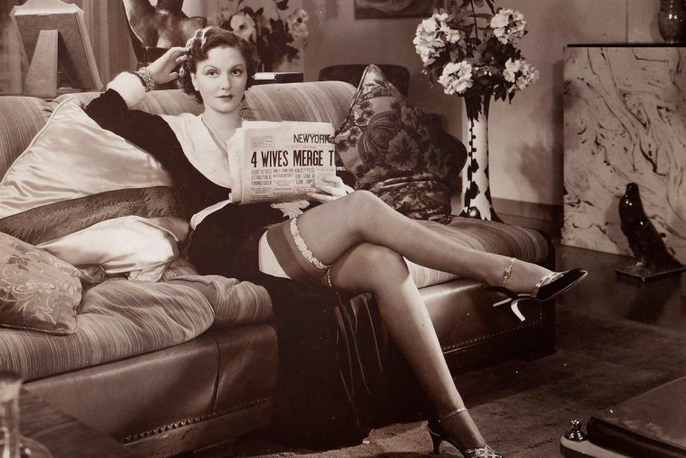 Долорес Моран чулки