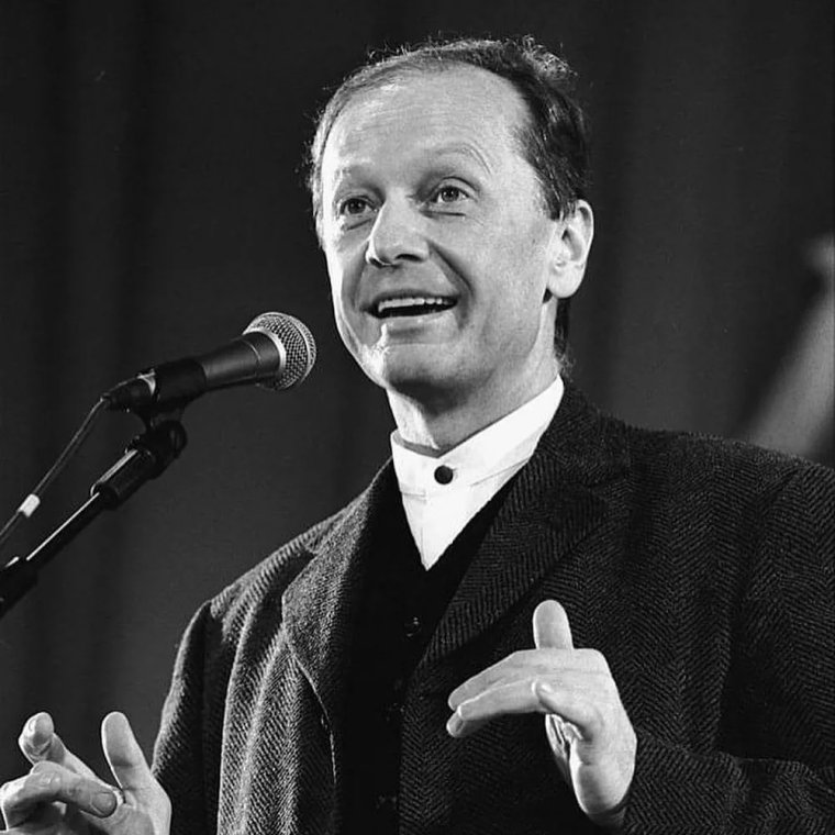 Михаил Задорнов