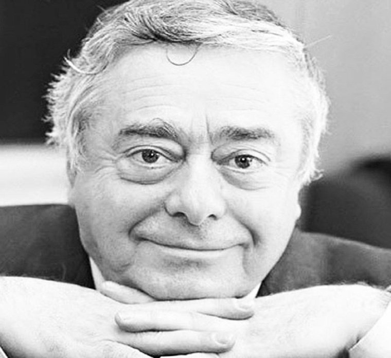 Роман Карцев озвучивает БУБУ