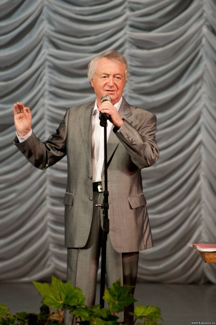 Лион Моисеевич Измайлов