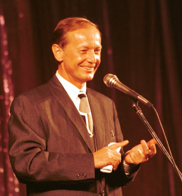 Михаил Задорнов