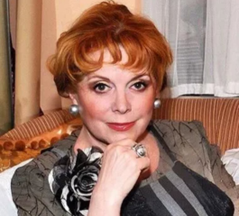 Новикова Клара Борисовна