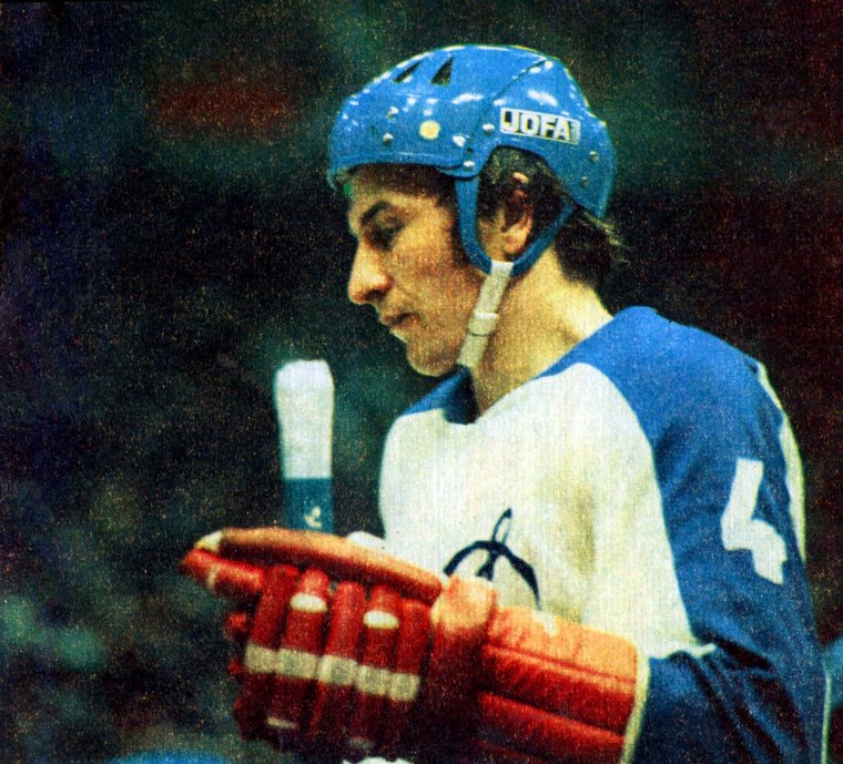 Александр Филиппов хоккеист