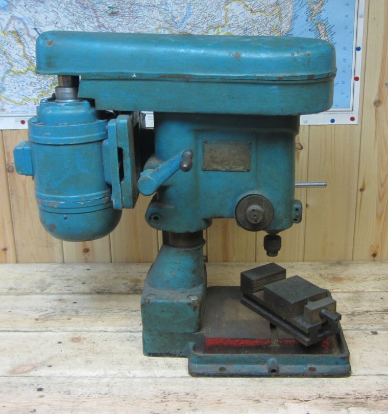 Аир56а2у3 Советский сверлильный станок