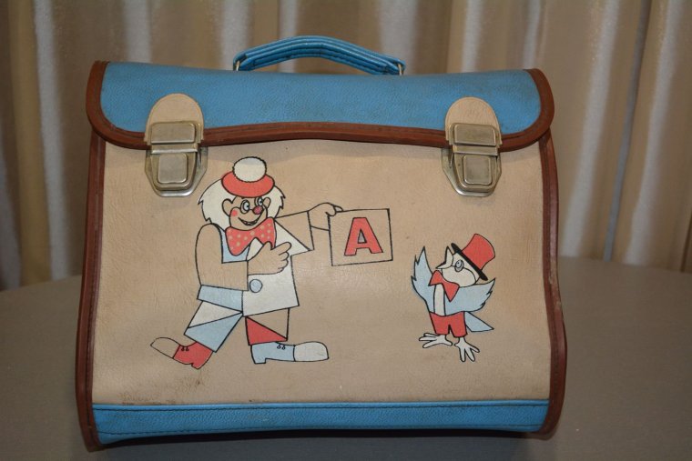 Советский школьный ранец