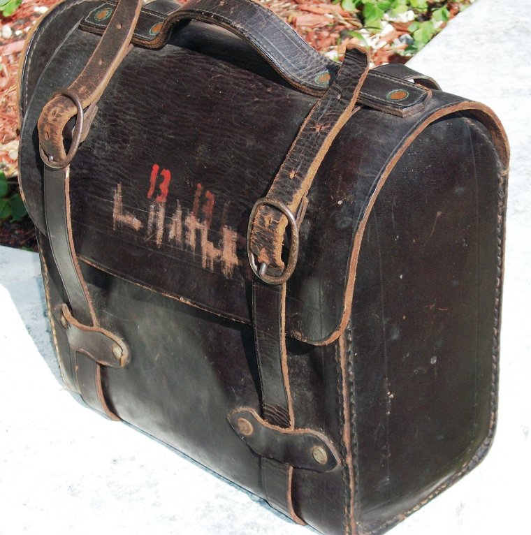 Портфель антикварный