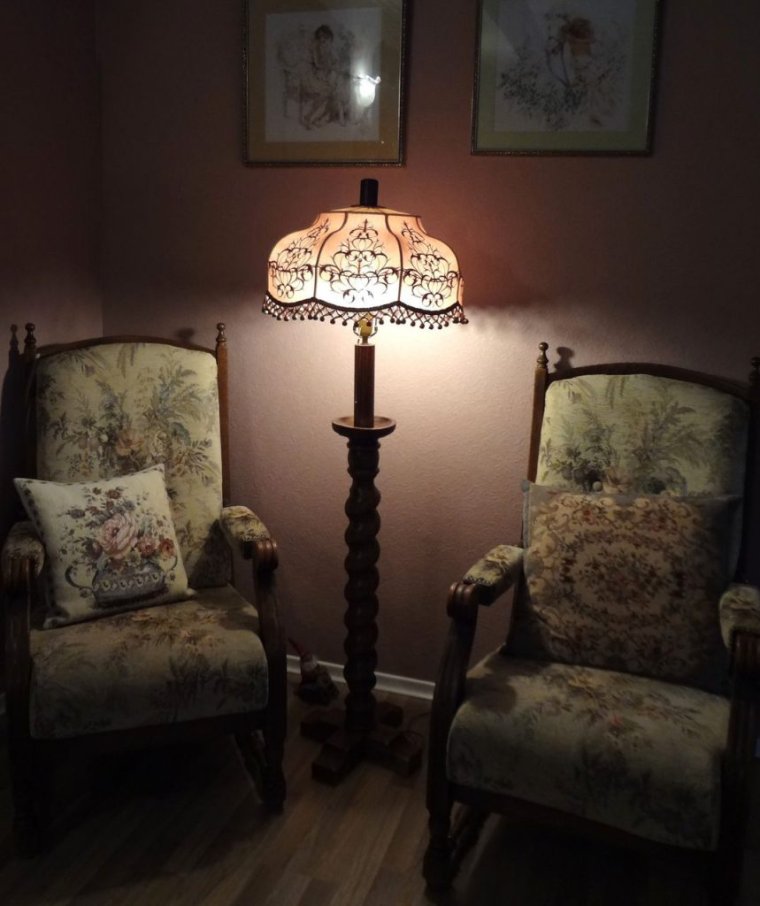 Старый торшер