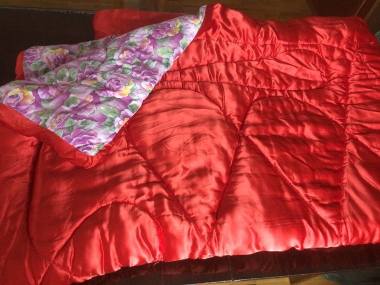 Старое ватное одеяло