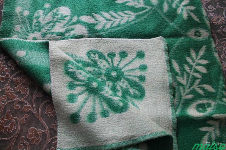 Одеяло шерстяное зеленое