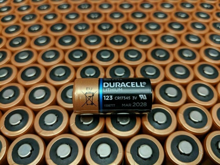 Батарейка Duracell cr123