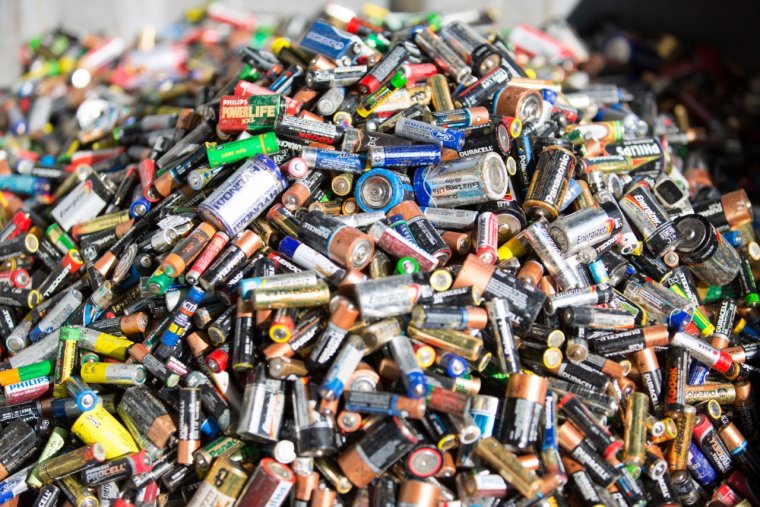 Отходы батареек и аккумуляторов