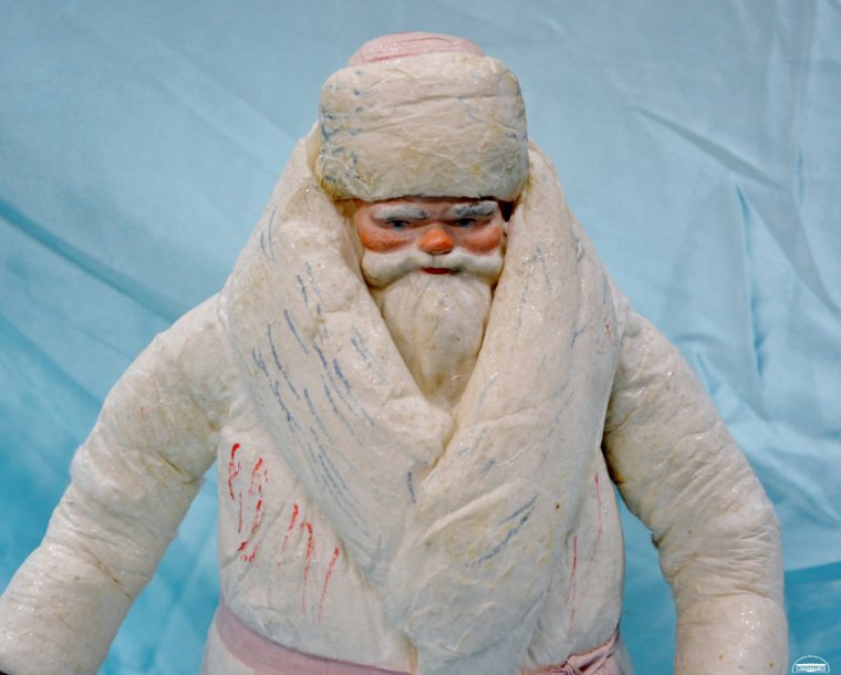 Советский дед Мороз из ваты и бумаги