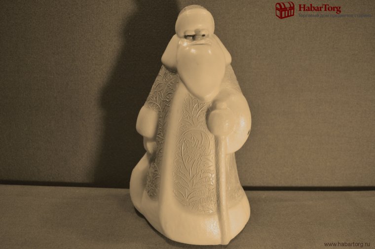 Пластмассовый дед Мороз