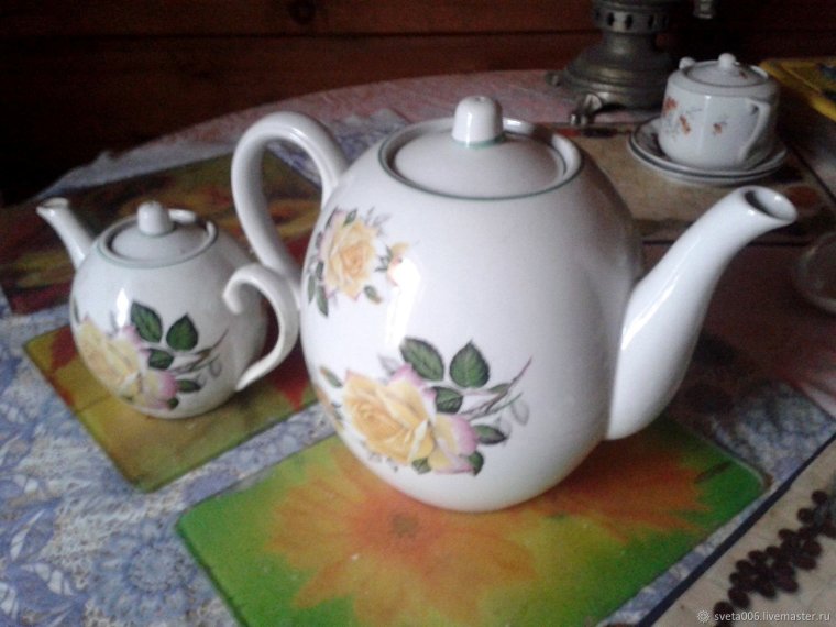 Чайник фабрики Гарднер в Вербилках