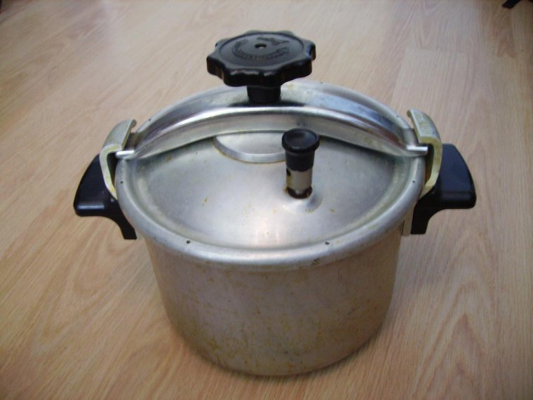 Кастрюля скороварка СССР