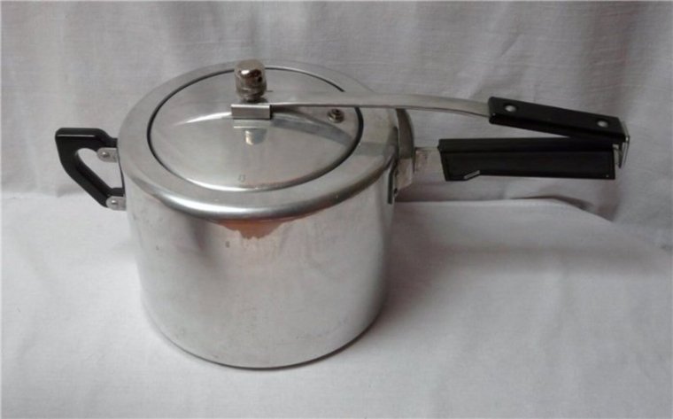 Скороварка Elegance 2000