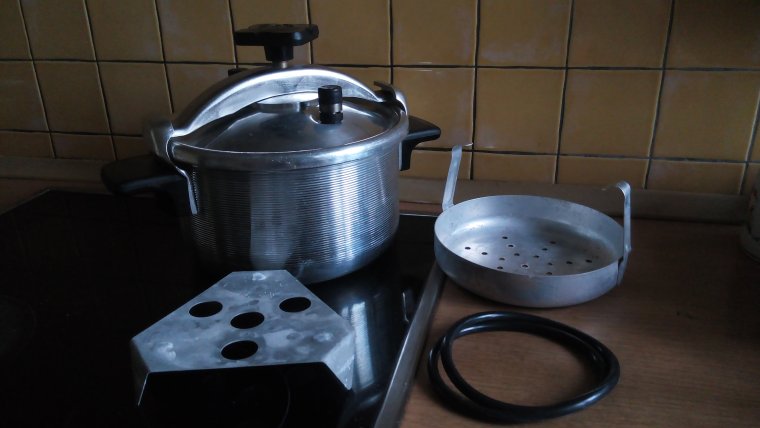 Скороварка нархи