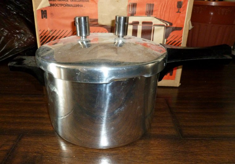 Кастрюля-соковарка Пневмостроймашина