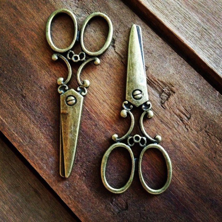 Старинные ножницы