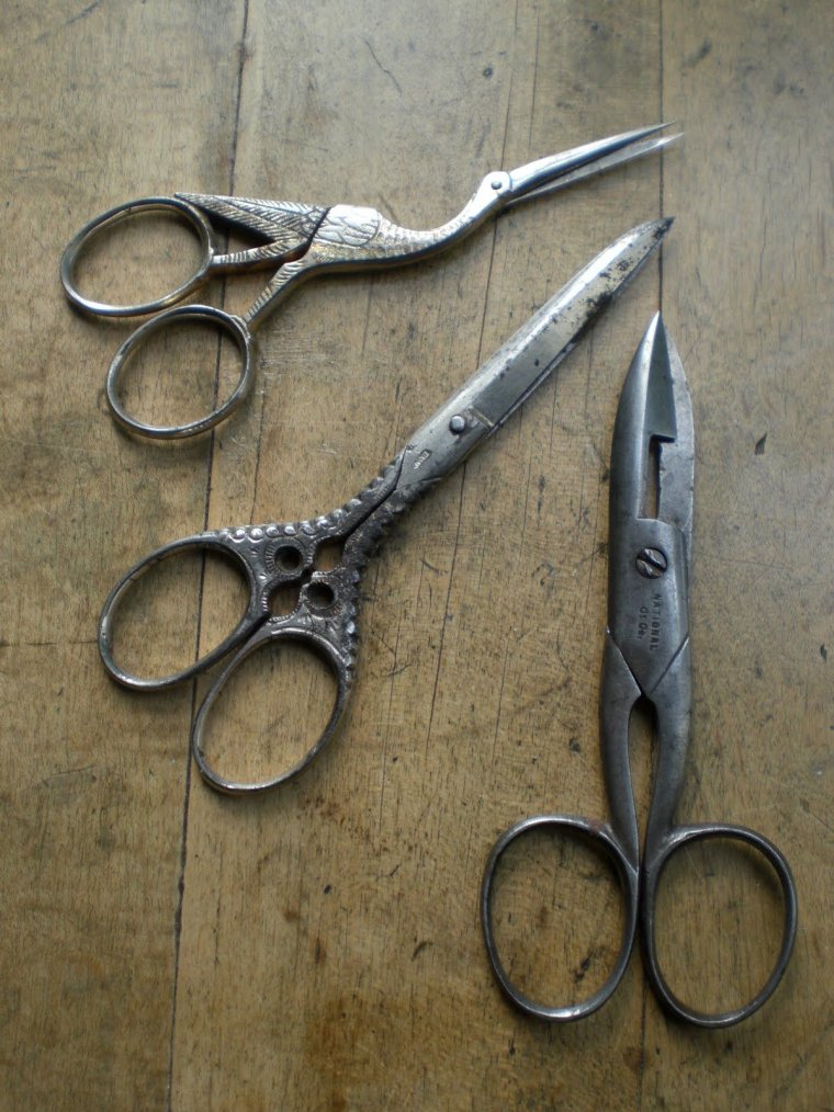Старинные ножницы с КОРОБОЧКОЙ