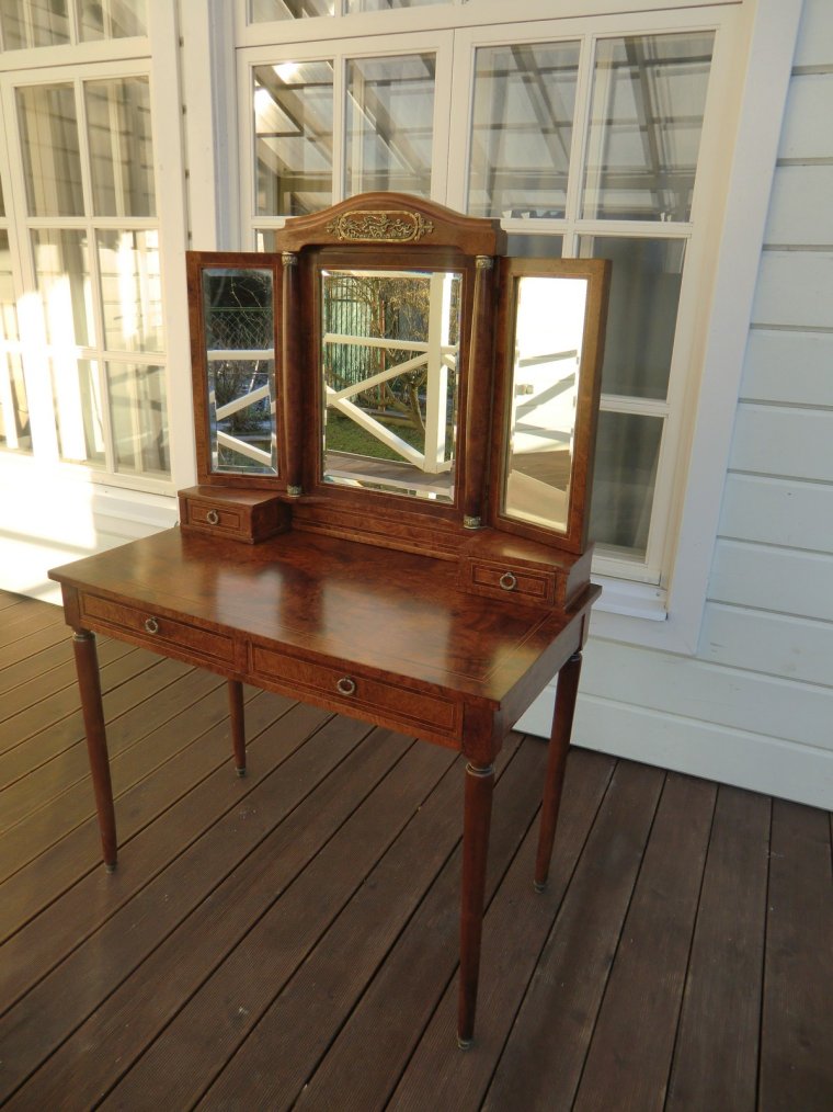 Туалетный столик Ампир