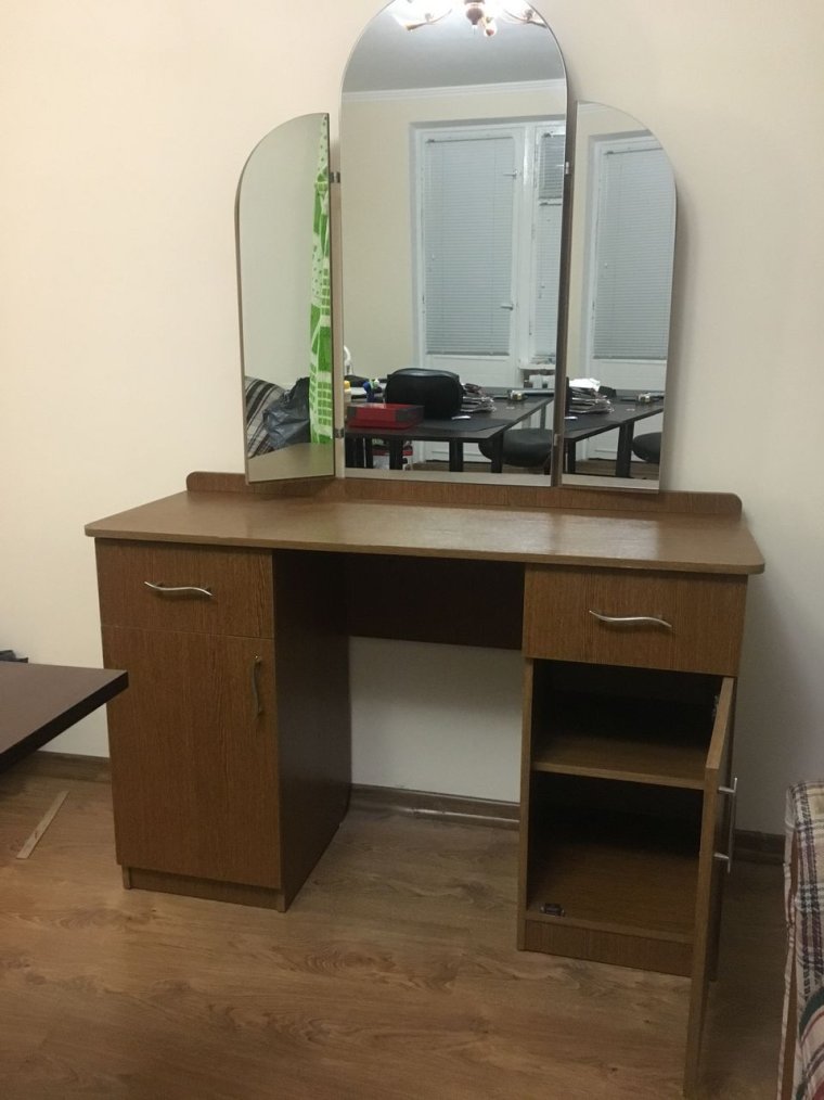 Трюмо советского периода