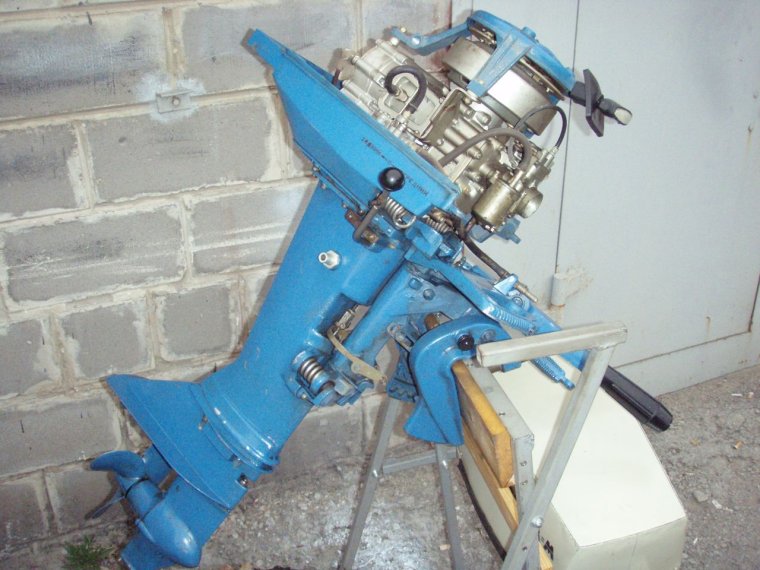 Лодочный мотор Москва 10 м