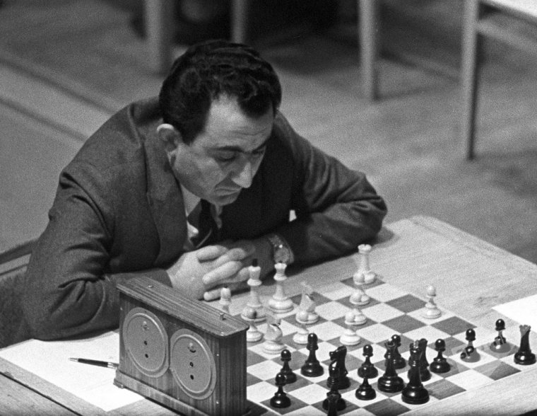 Тигран Вартанович Петросян