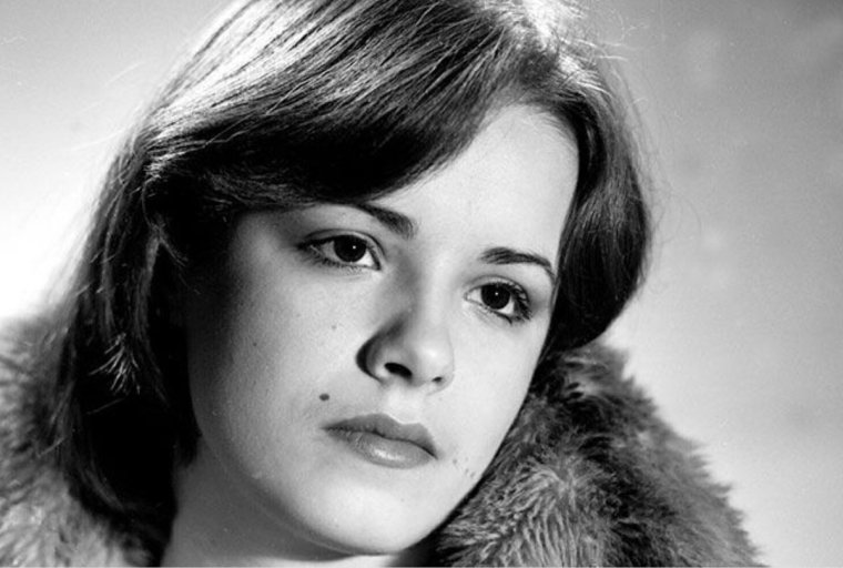 Цыплакова, Елена Октябревна