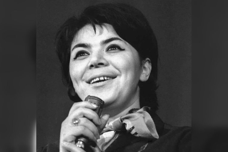 Майя Кристалинская 1985