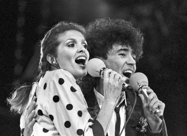 Вайкуле и Леонтьев Вернисаж