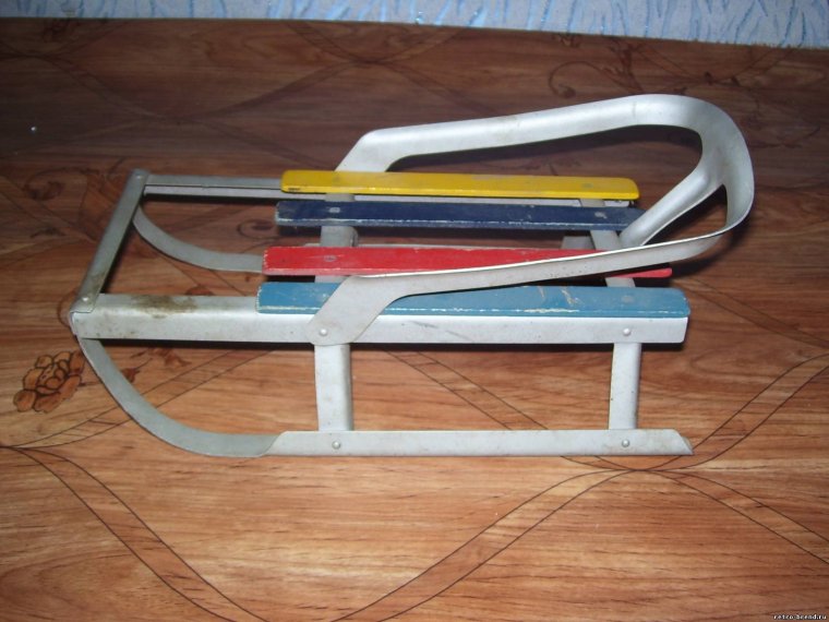 Санки деревянные советские