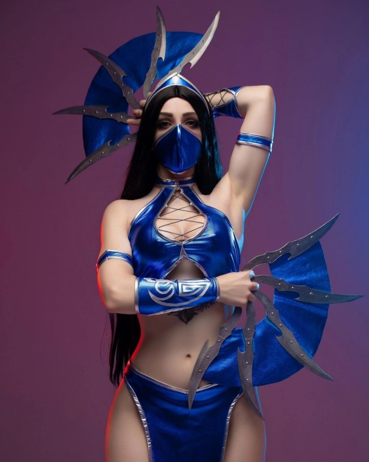 Китана МК 9 косплей