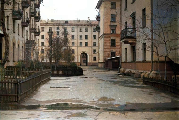 Довоенный Московский двор