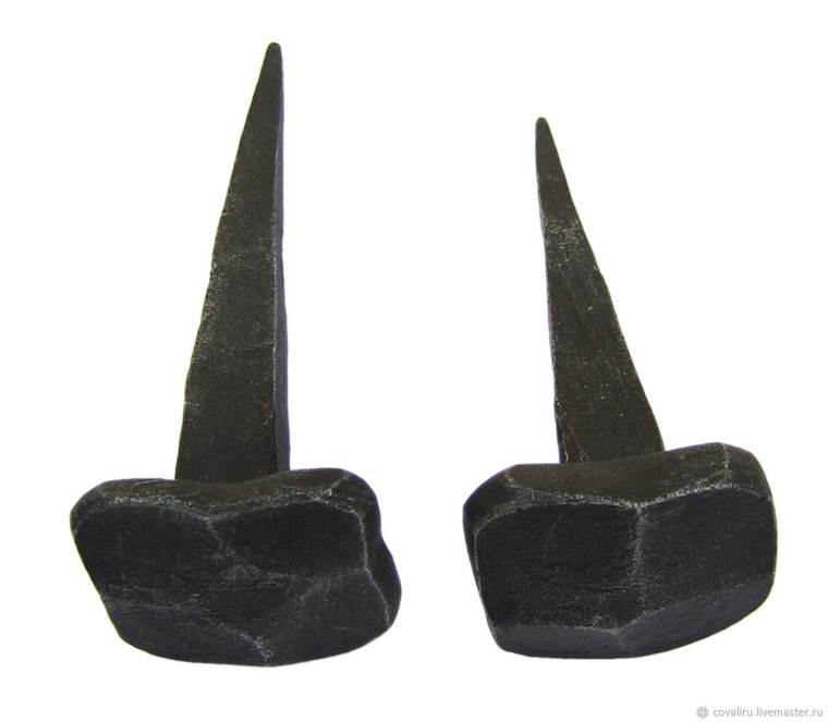 Кованые декоративные гвозди