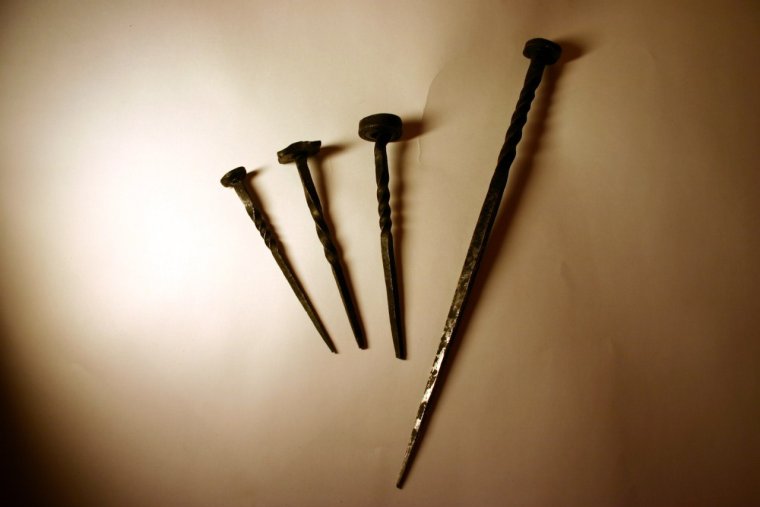 Могильный гвоздь