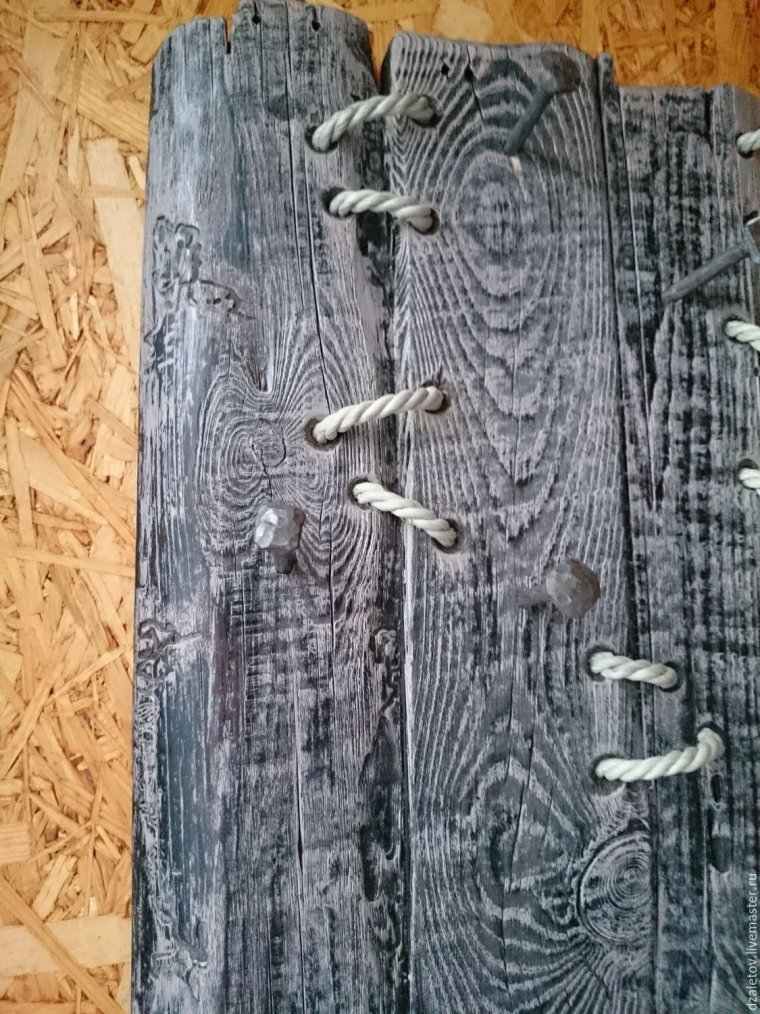 Ключница с Гвоздевым