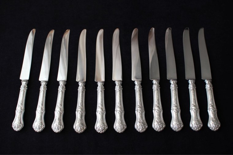 Старые серебряные ножи